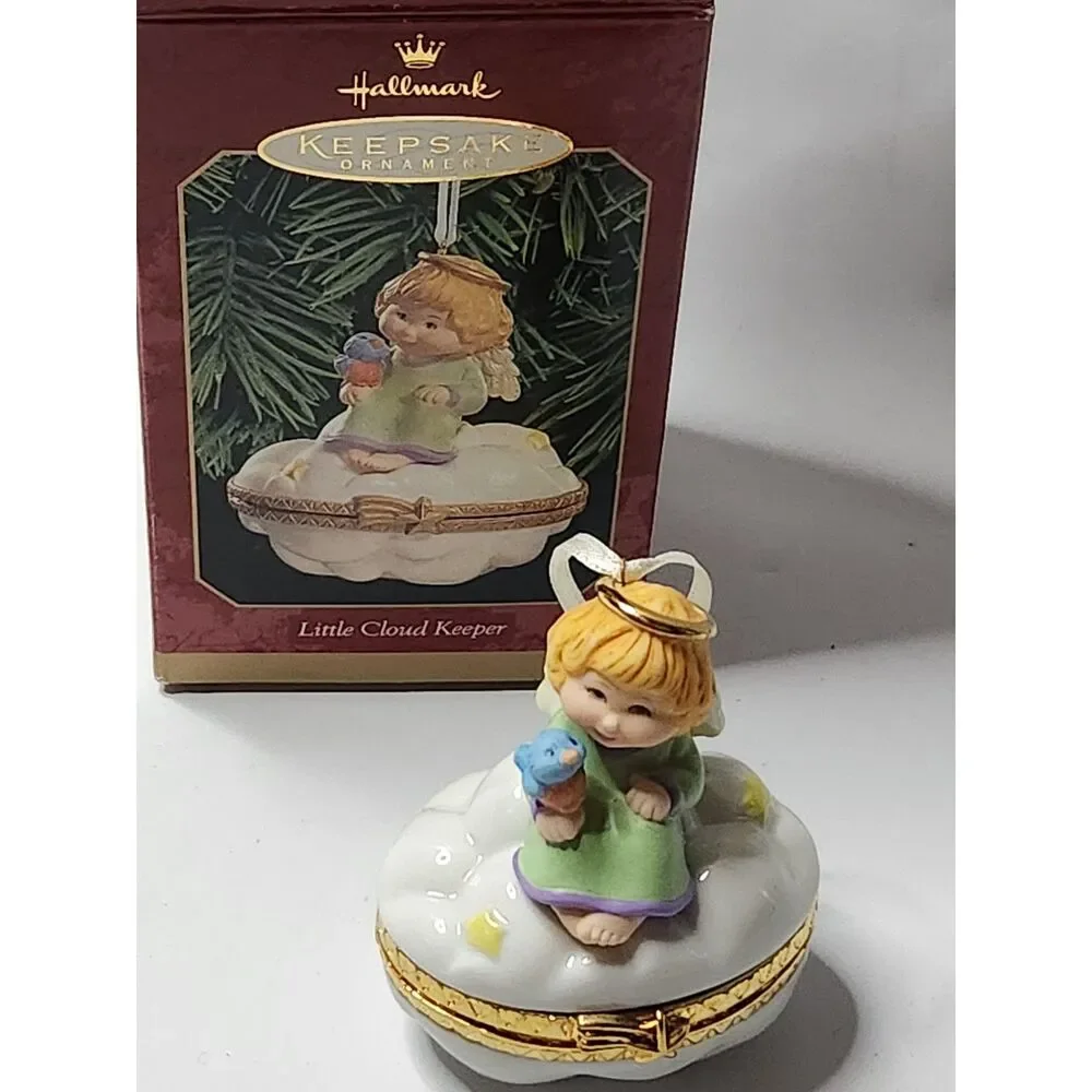Hallmark Keepsake Ornament – Little Cloud Keeper (1999)